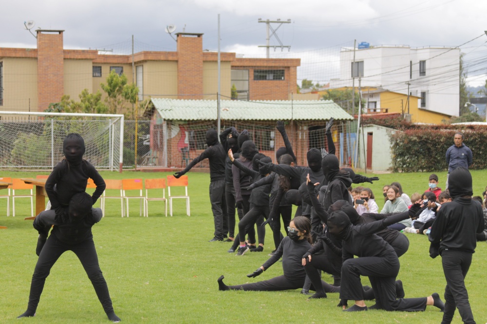colegios cota-  colegio grupo pequeños- colegio sabana de bogotá LICEO DE LOS ANDES|Costos y Fotos de LICEO DE LOS ANDES |Colegios en |Los mejores Colegios de |Colegios Calendario A|Colegios  Calendario A en |Colegio ACADEMICO